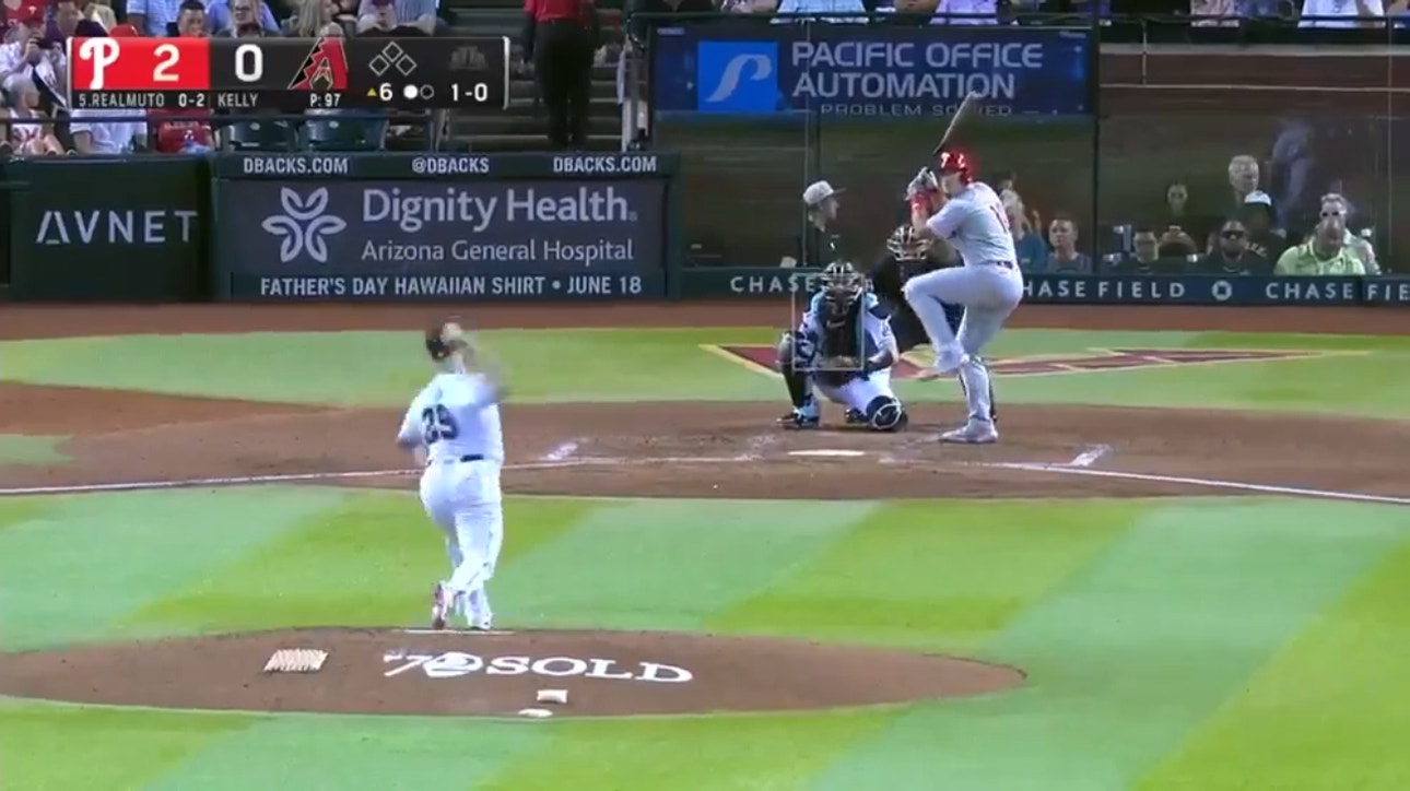 J.T Realmuto nails a home run to extend the Phillies' lead over the Diamondbacks