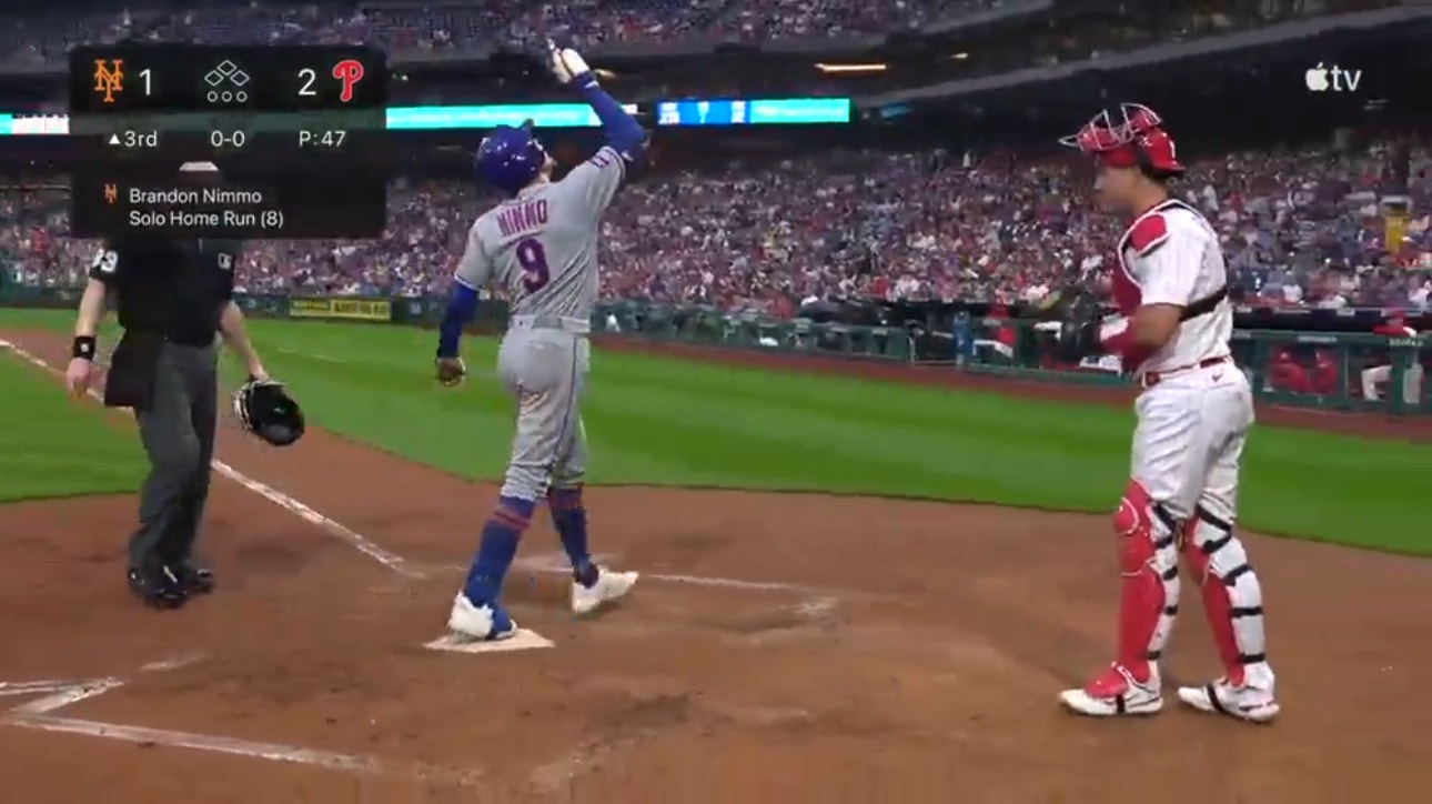 Brandon Nimmo launches a solo shot to right-center to get the Mets on the board vs. Phillies