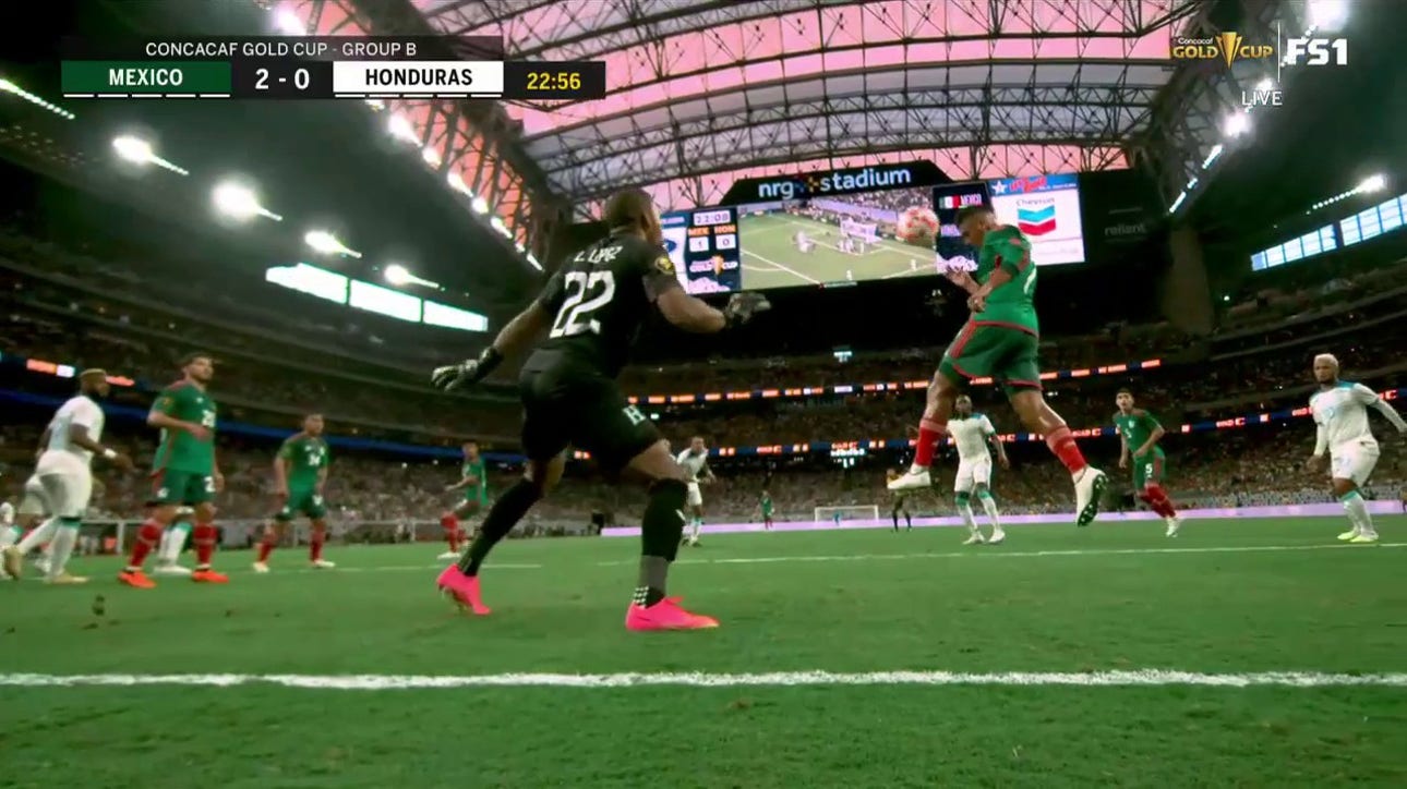 Luis Romo's AMAZING header gives Mexico a 2-0 lead over Honduras in 23'