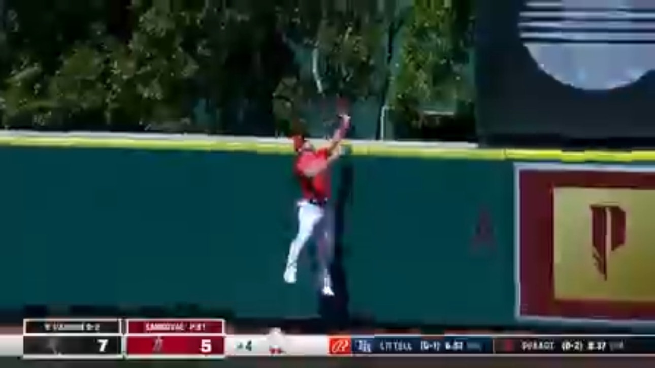 Angels' Mike Trout makes a SPECTACULAR leaping grab to rob the White Sox of a homer in center field