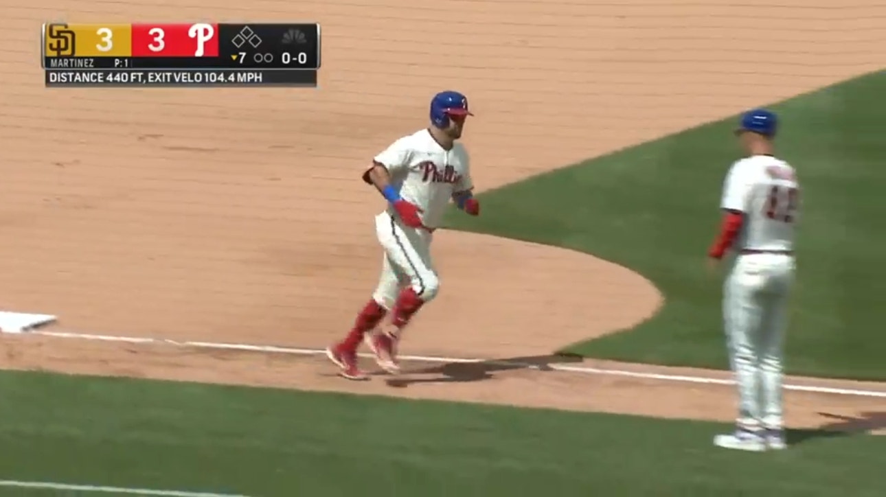 Phillies' Kyle Schwarber CRUSHES a solo home run to tie the game against the Padres