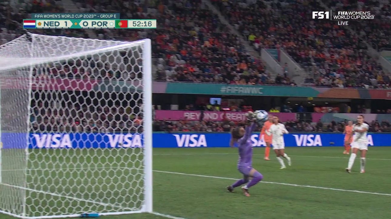 Portugal's Ines Pereira makes an IMPRESSIVE SAVE to prevent Netherlands from scoring | 2023 FIFA Women's World Cup