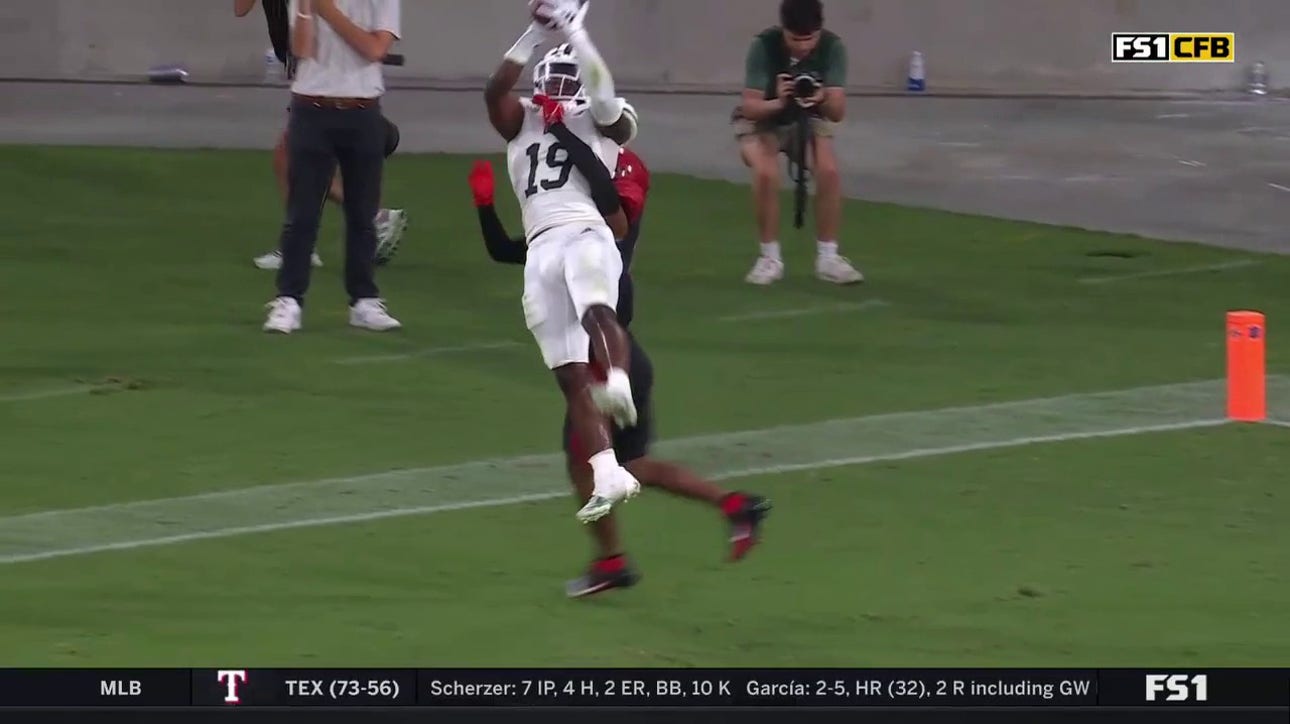 Ohio's CJ Harris connects with Miles Cross for a GORGEOUS TD to trim San Diego State's lead