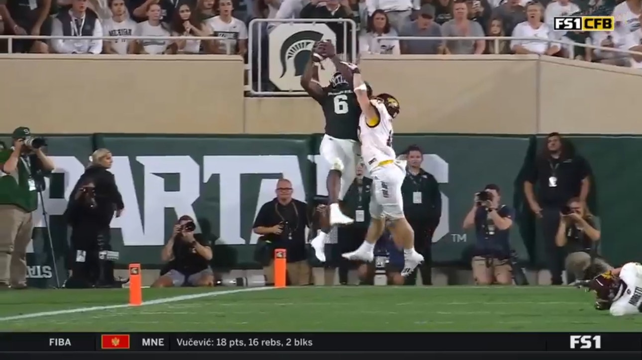 Michigan State's Maliq Carr makes a dazzling one-handed catch for an 8-yard TD against Central Michigan