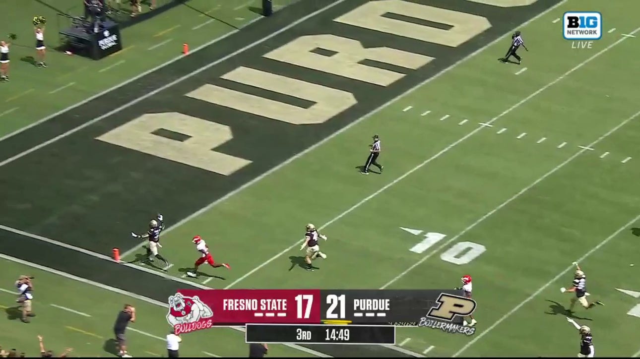 Tyrone Tracy Jr. returns the kickoff 97 yards to the house for a TD, giving Purdue a 28-17 lead vs. Fresno State