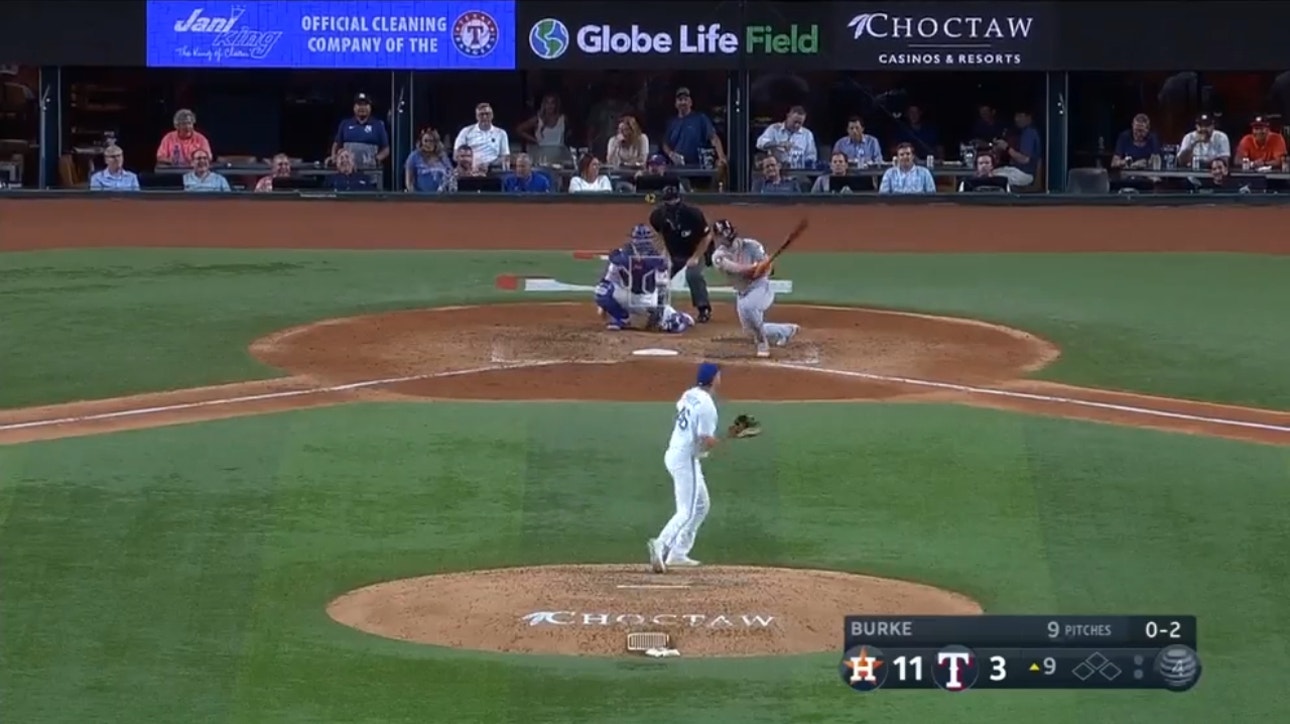 José Abreu and Chas McCormick hit BACK-TO-BACK home runs to add onto the Astros' dominating lead over the Rangers