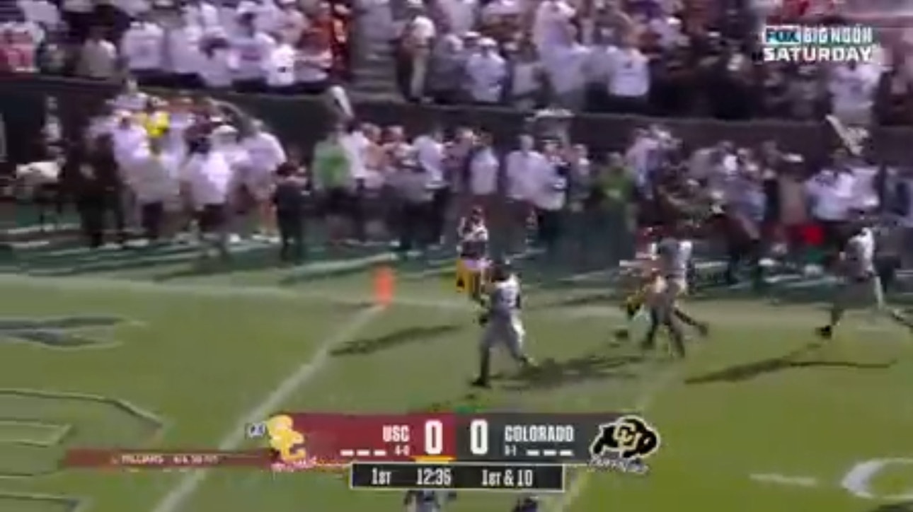 MarShawn Lloyd rushes for a 27-yard TD to give USC the lead against Colorado