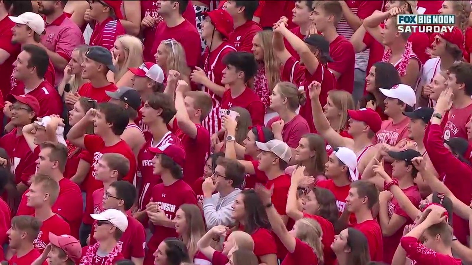 Wisconsin fans 'Jump Around' for the first time in two years