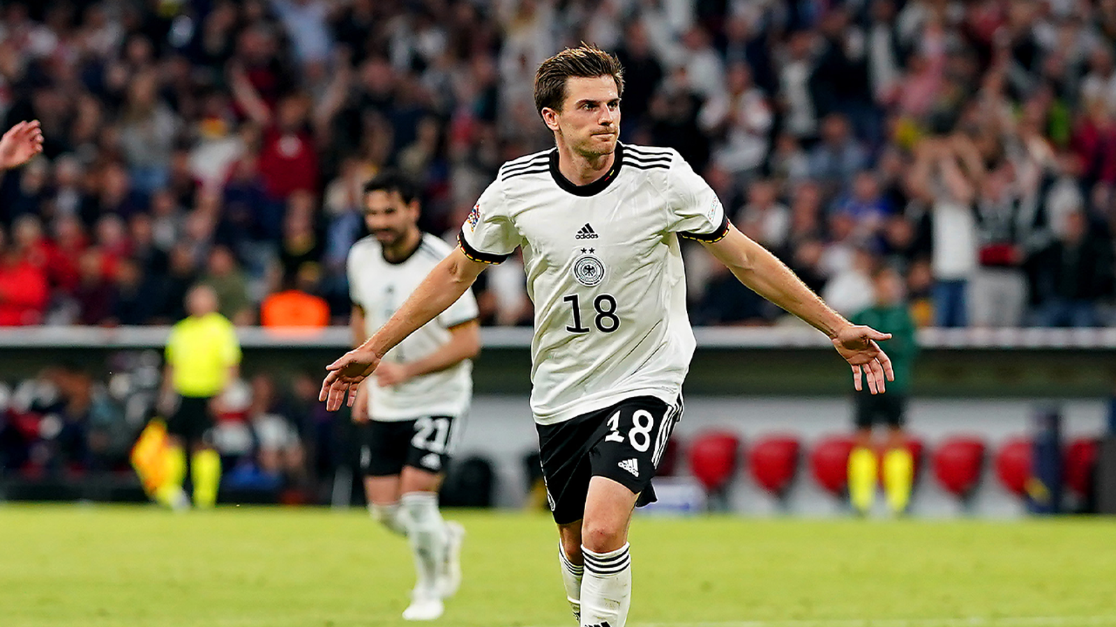 Jonas Hofmann's strike from close range puts Germany ahead of England, 1-0