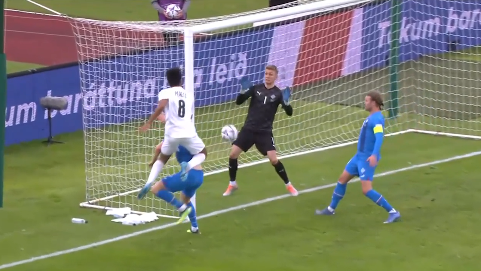 Israel's Dor Peretz levels the score at 2-2 against Iceland