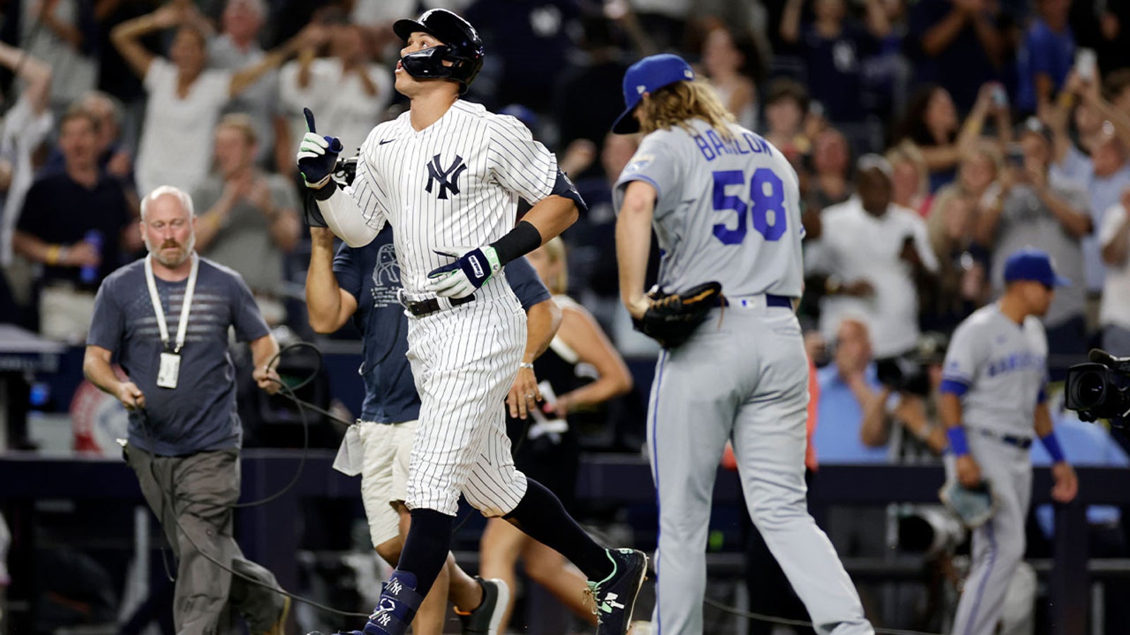 Yankees' Aaron Judge belts a walk-off homer vs. Royals