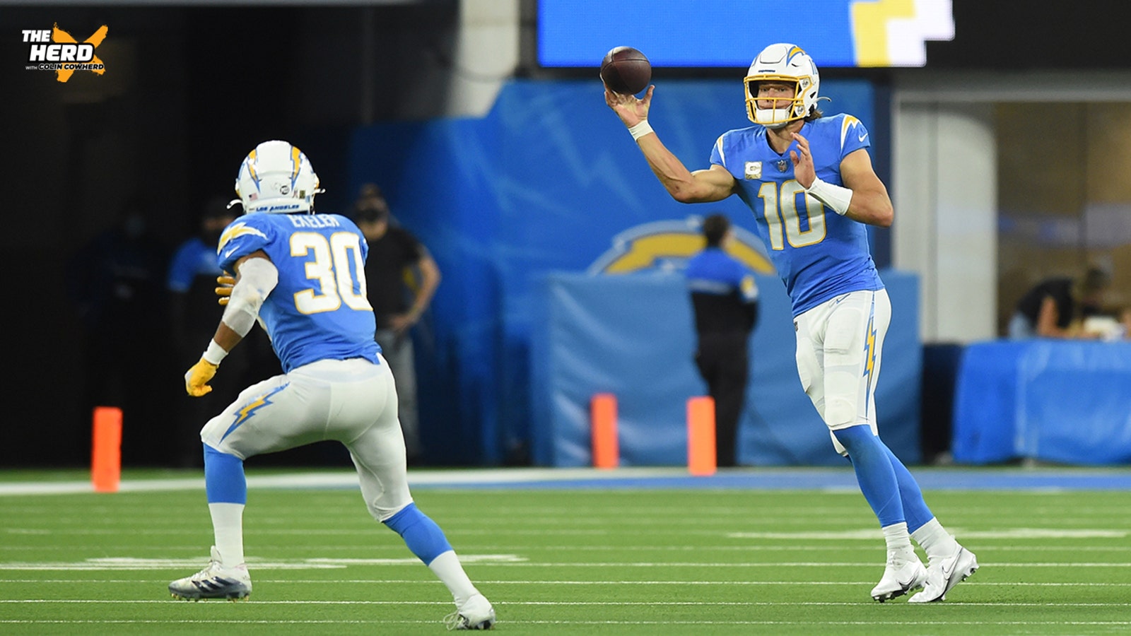Austin Ekeler on Chargers' "advantage" with Justin Herbert 