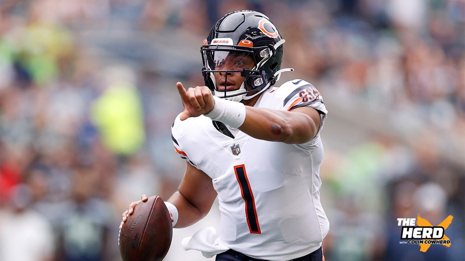 Are Bears failing Justin Fields early in his career? 