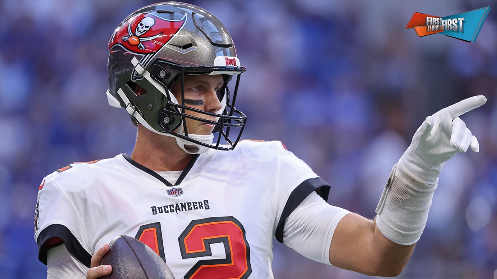 Brady embraces criticism of Buccaneers' O-line 