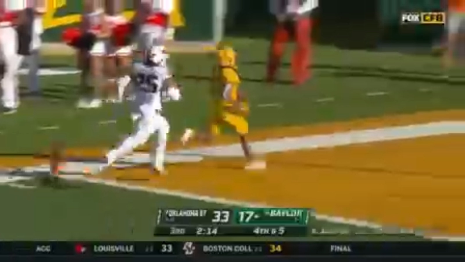Blake Shapen connects with Monaray Baldwin on 70-yard TD
