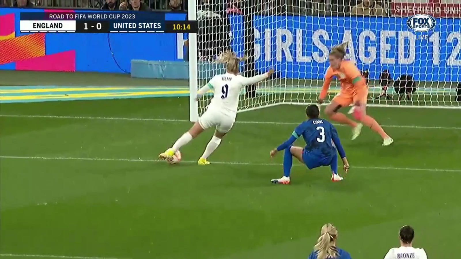 England takes a 1-0 lead after Lauren Hemp gets it past the goal keeper in the 10th minute