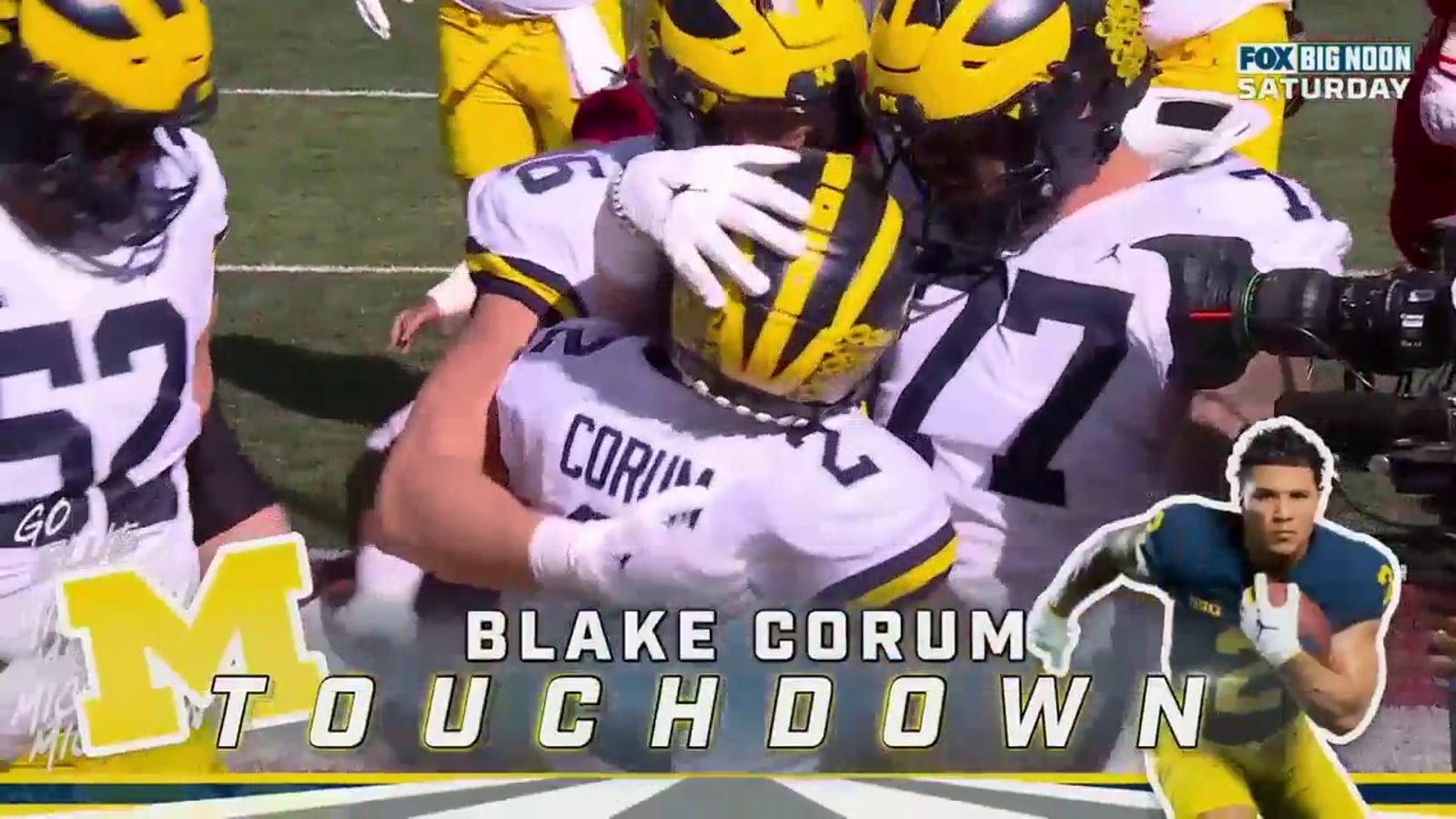 Blake Corum runs it in for a 1-yard touchdown as Michigan leads 7-0
