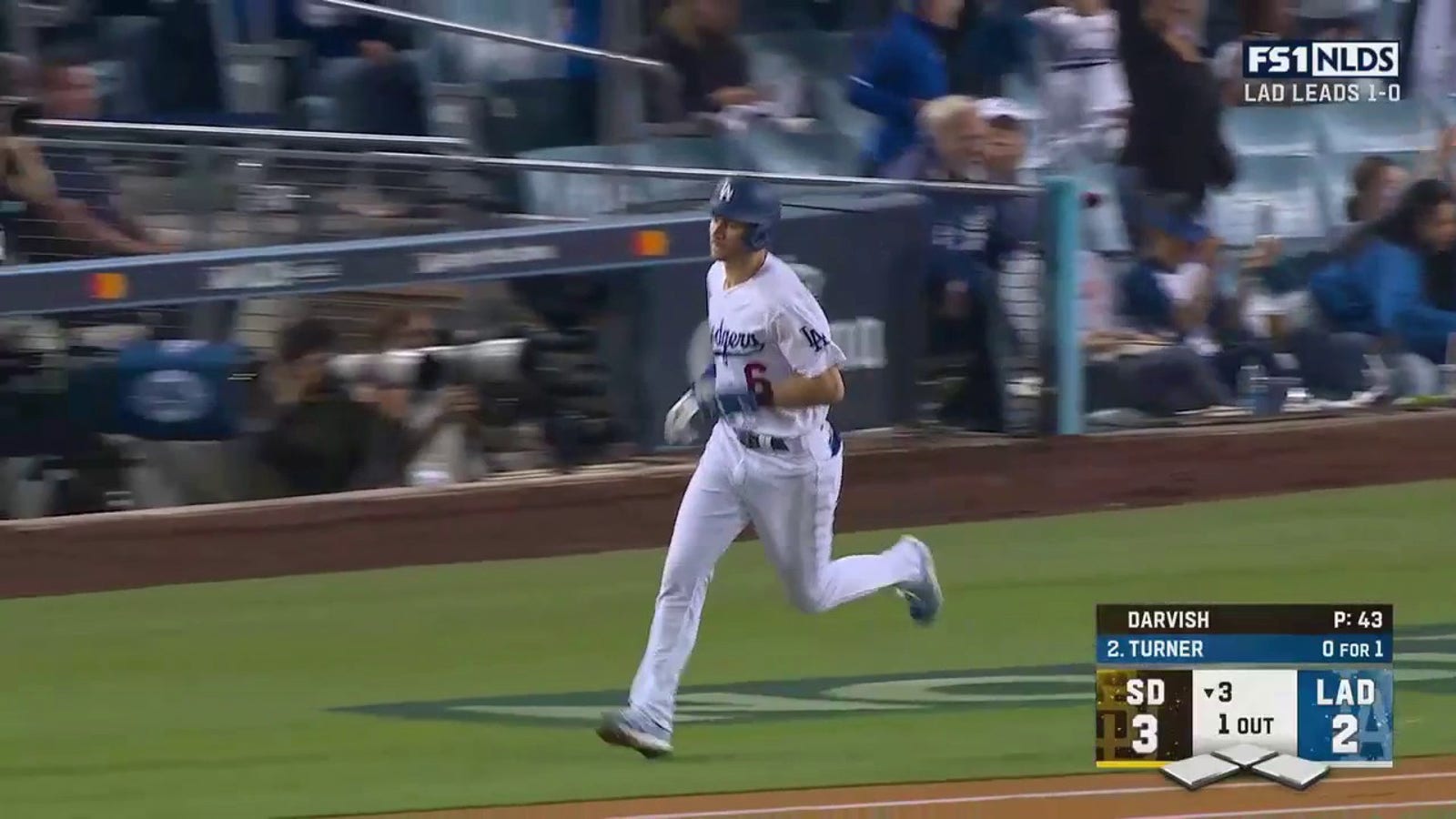 Trea Turner hits a solo home run