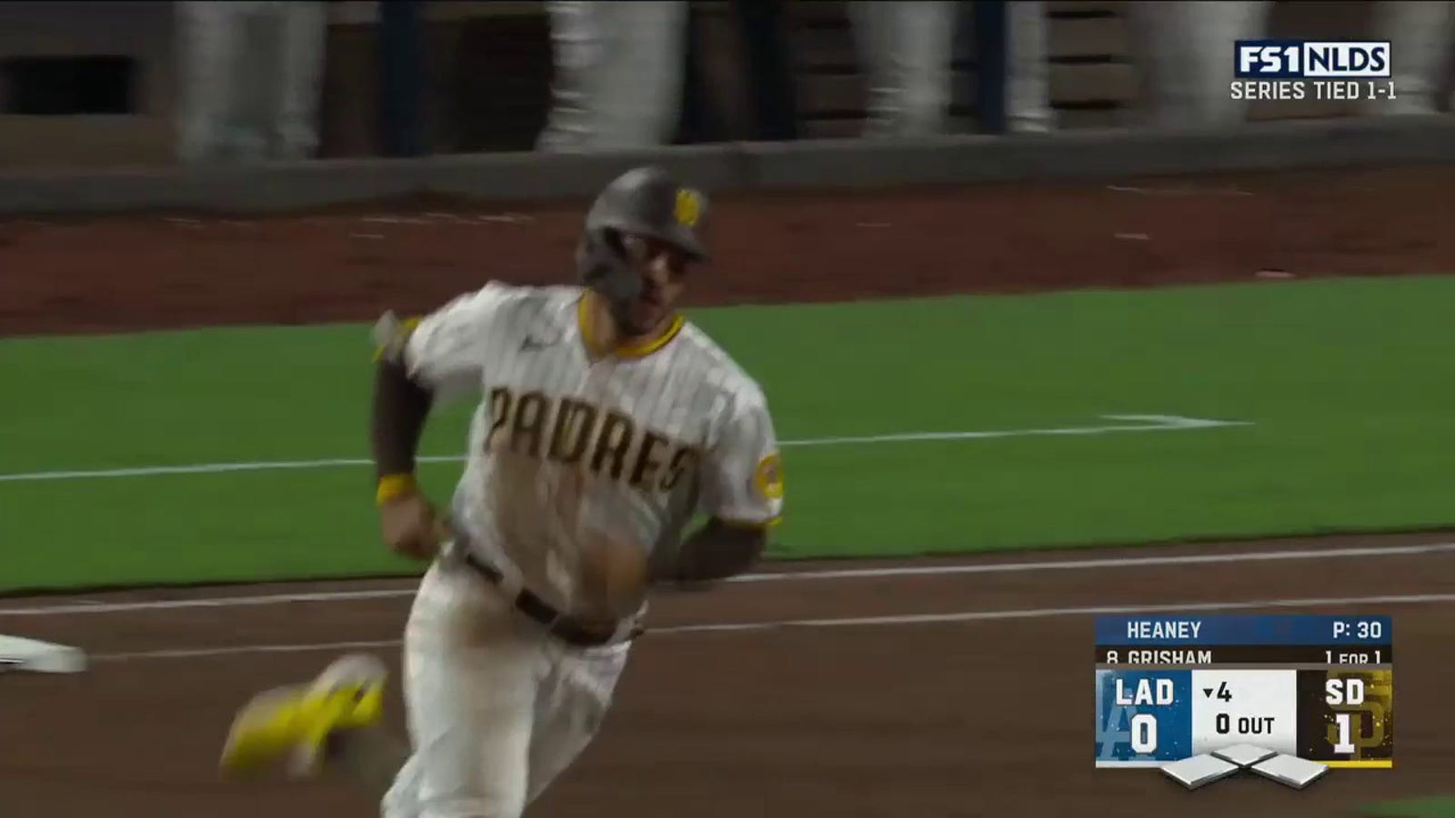 Trent Grisham hits a solo home run to give the Padres a 2-0 lead over the Dodgers