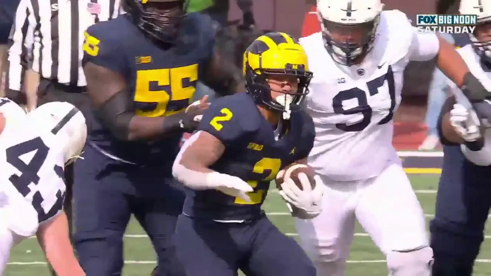 Blake Corum gets his second TD of the day with a 61-yard score to put Michigan ahead by 14