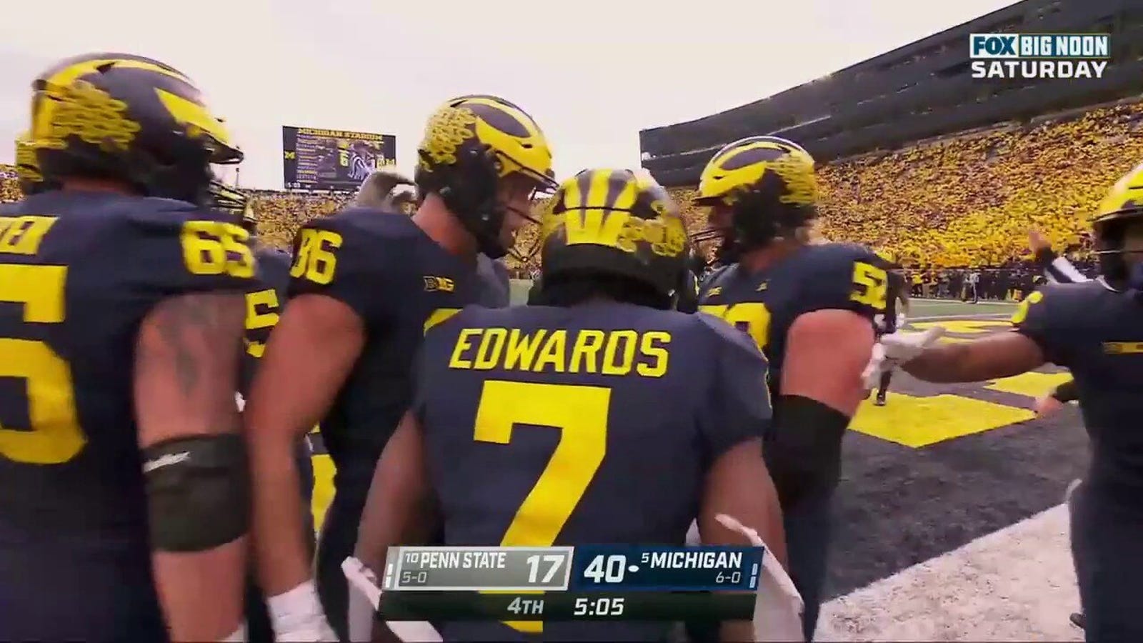 Donovan Edwards scores his second TD of the game, giving the RB duo four total, to extend the UM lead
