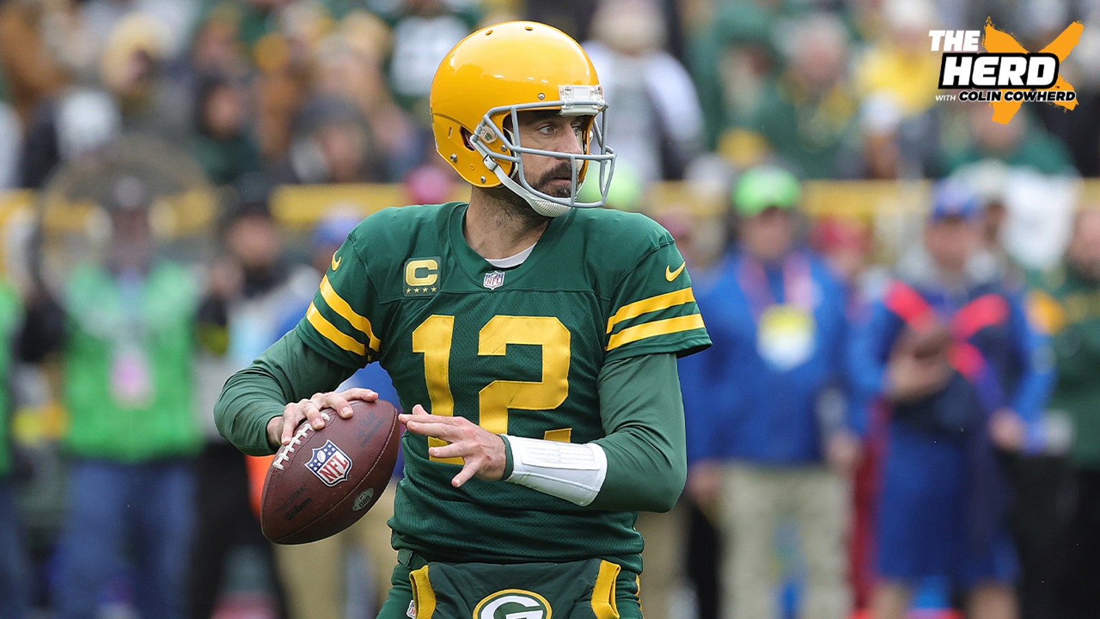 Aaron Rodgers defends comments on Packers teammates