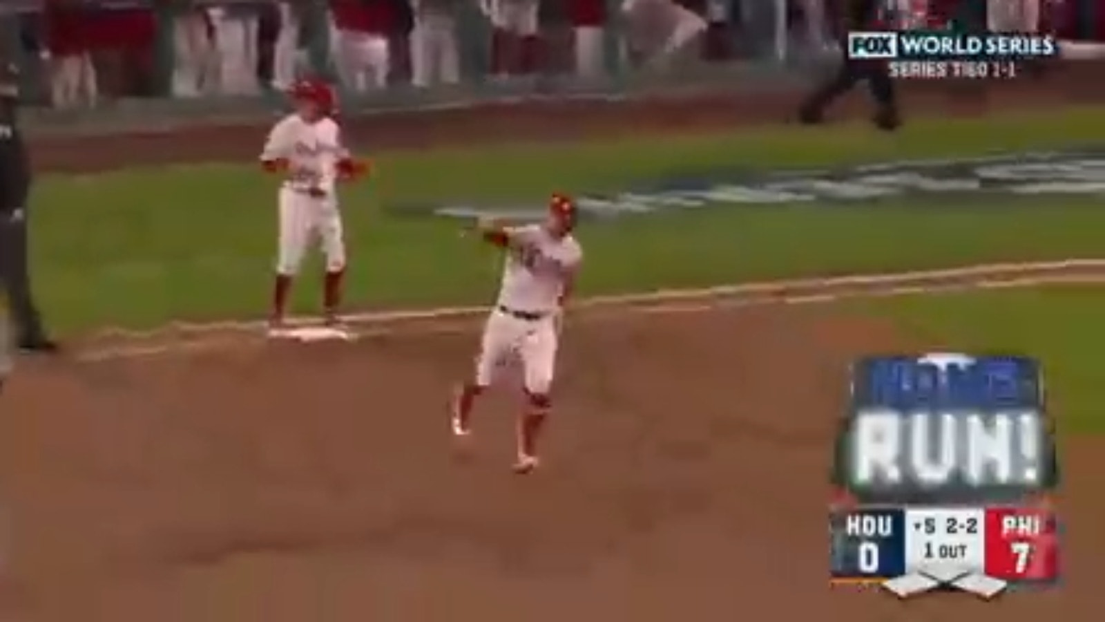 Kyle Schwarber and Rhys Hoskins hit back-to-back games