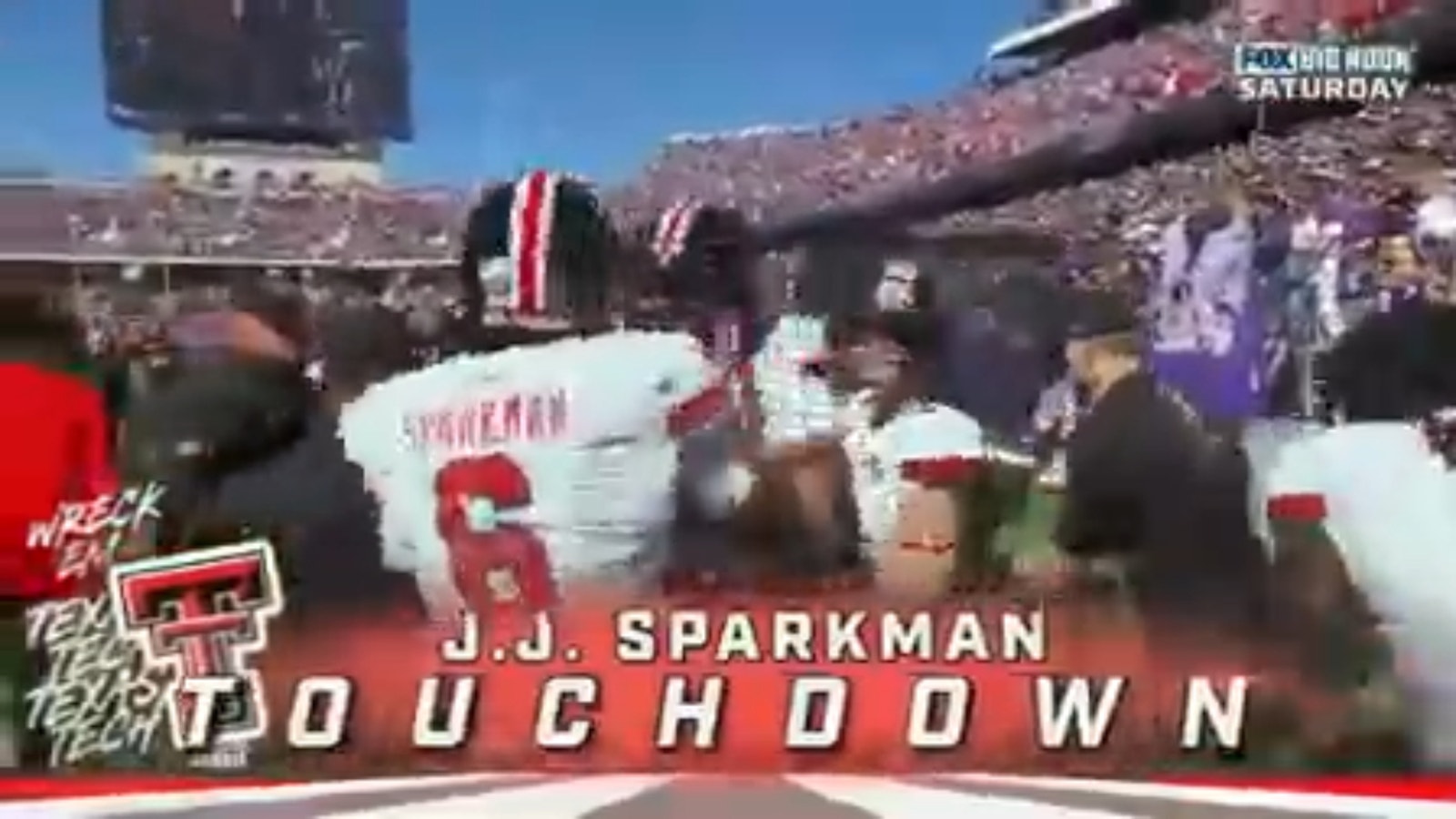 Tyler Shough completes a 33-yard TD pass to JJ Sparkman