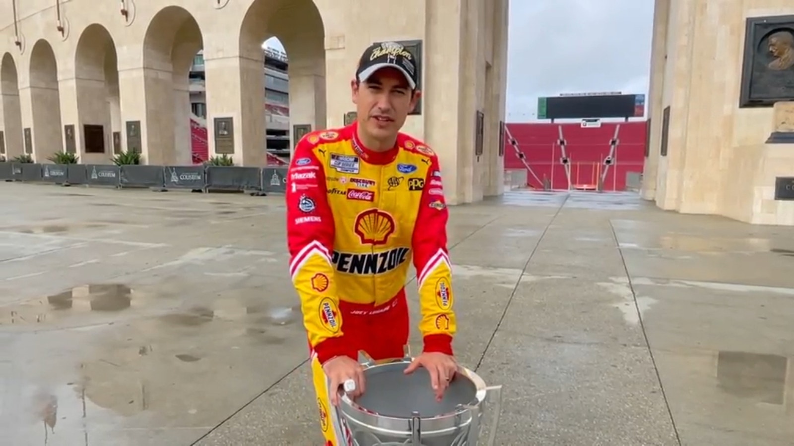 Joey Logano sur s'il est digne du Temple de la renommée