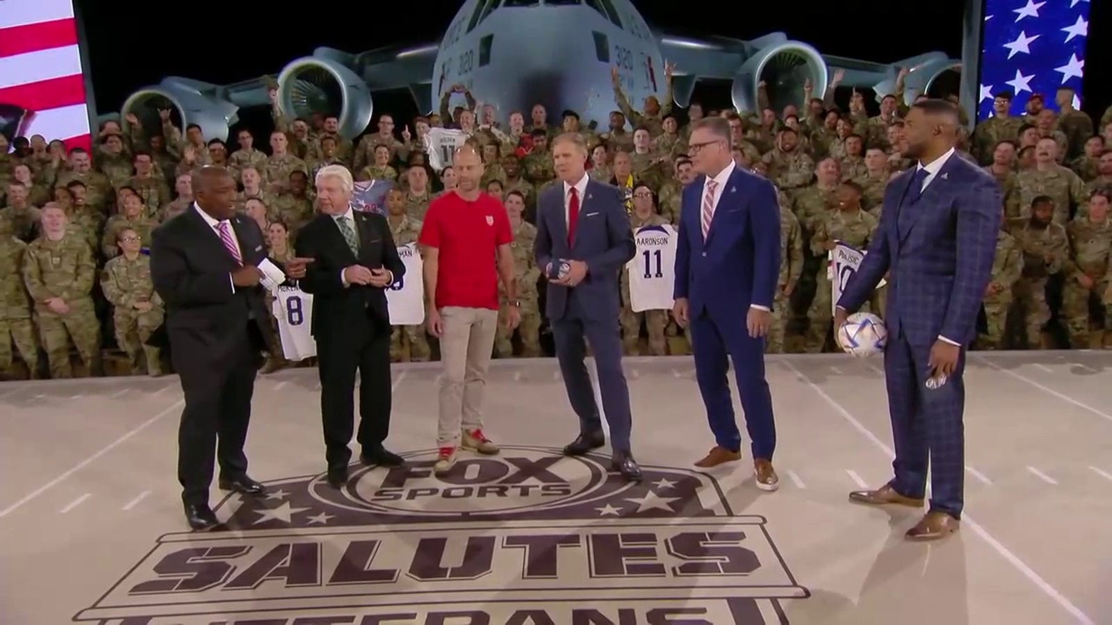 Gregg Berhalter and Alexi Lalas compared NFL players to World Cup stars "FOX NFL Sunday" crew