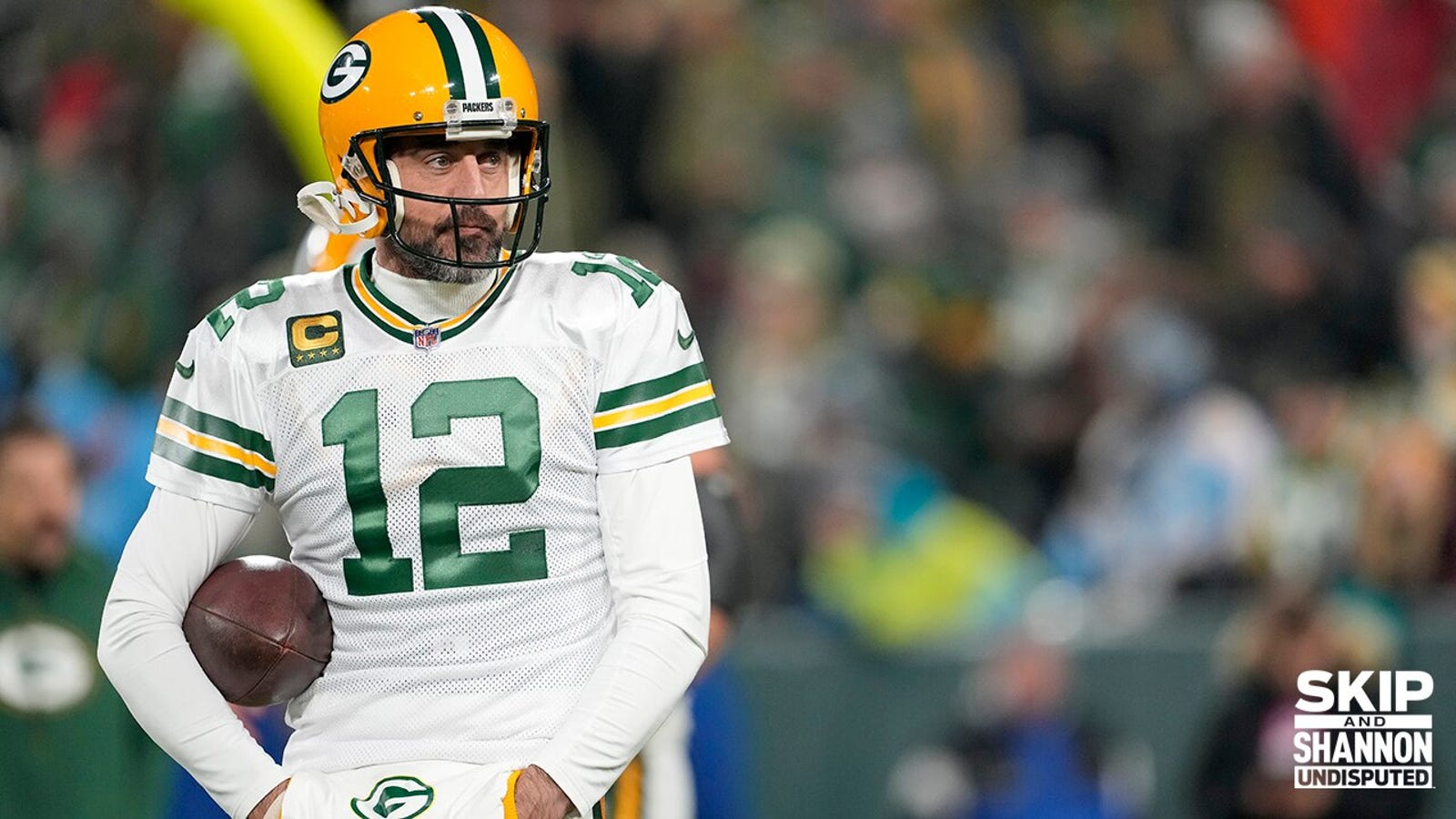 Aaron Rodgers, Packers booed off Lambeau field in Week 11 loss to Titans 