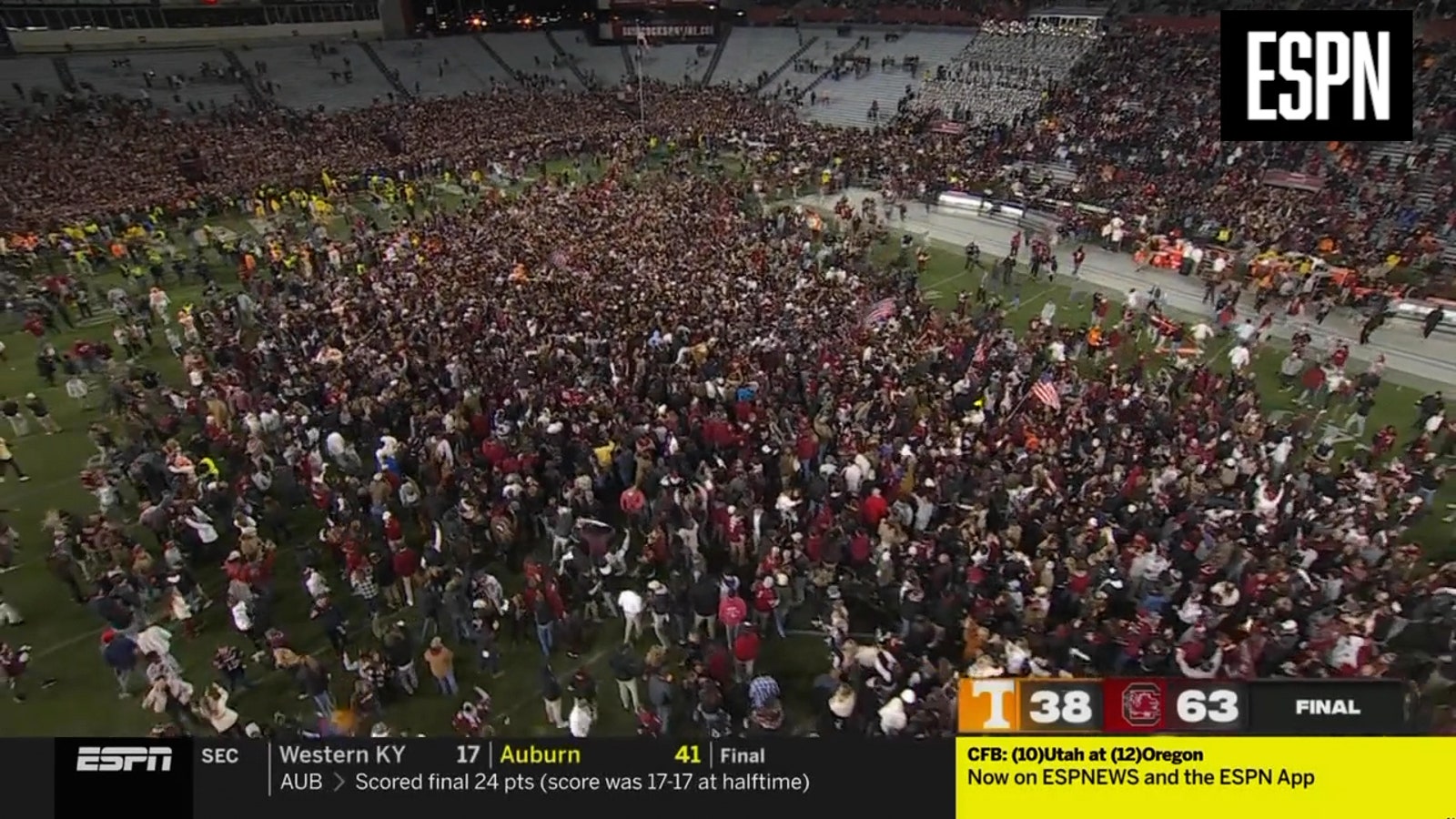 South Carolina fans celebrate upset of Tennessee