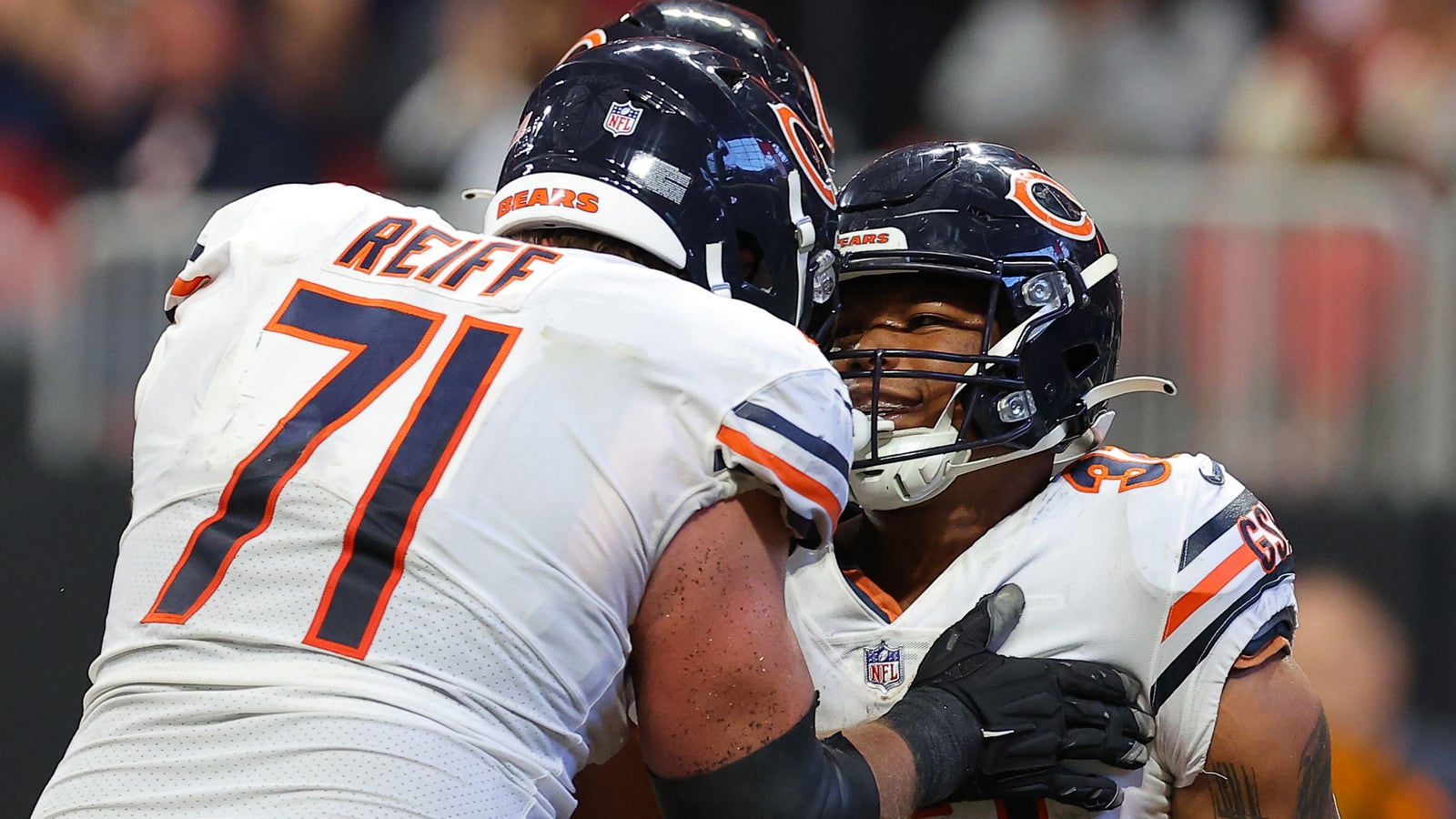 Les Falcons battent les Bears 27-24