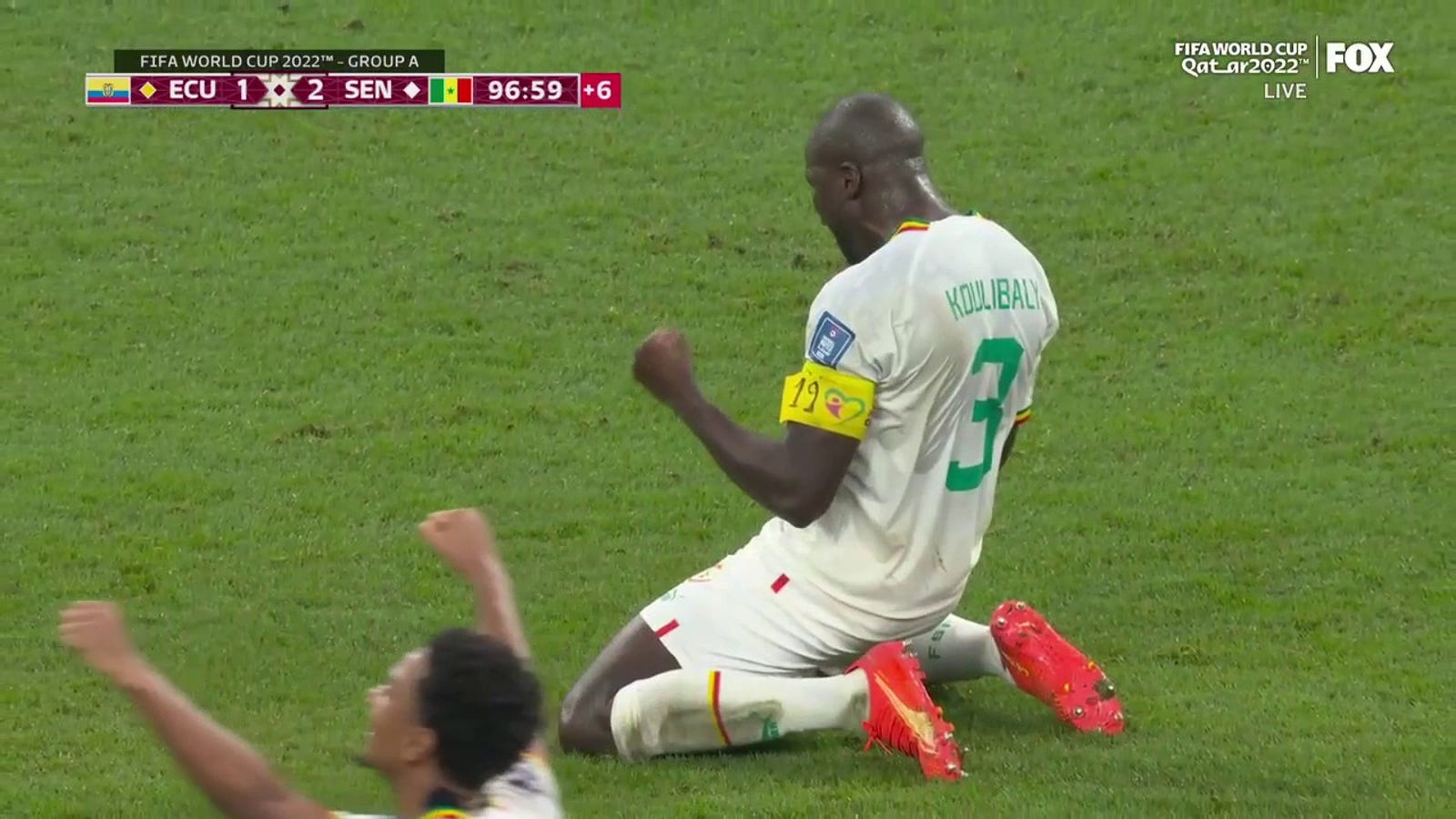 Senegal advances to knockout stage for first time since 2002