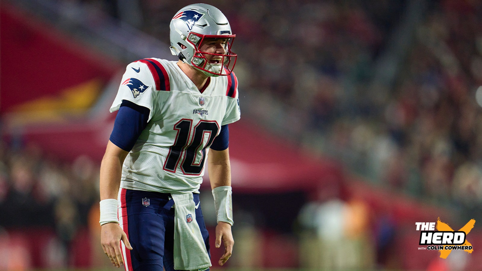 How Patriots are holding back Mac Jones in his second season