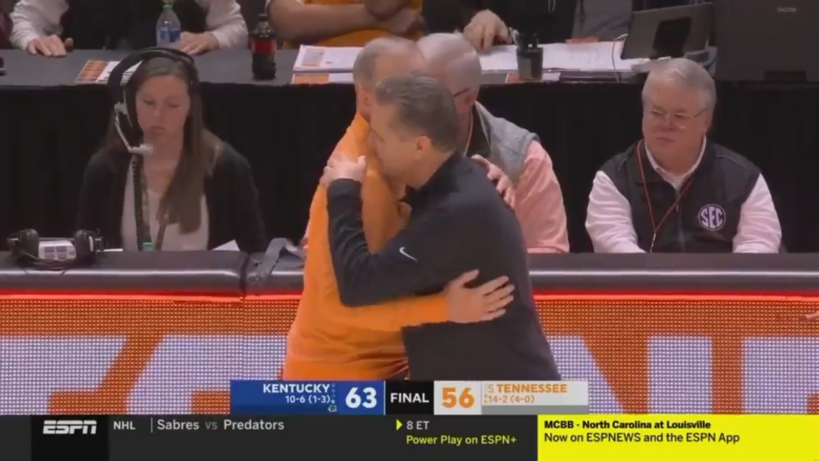 Kentucky upsets Tennessee