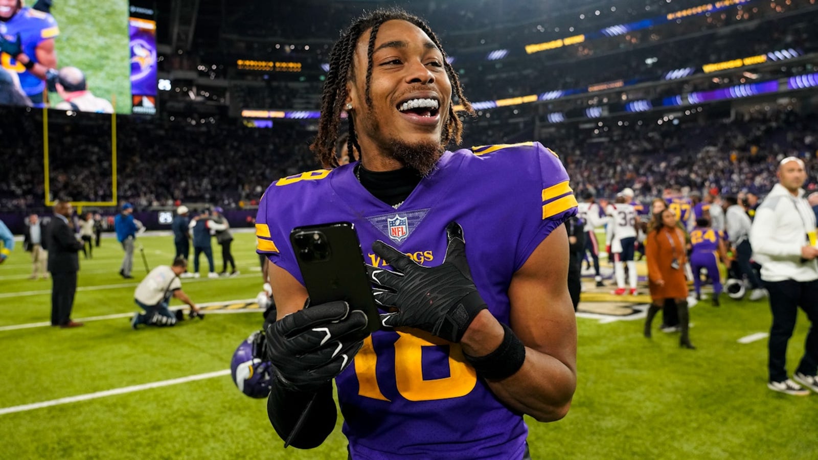 Vikings' Justin Jefferson wins NFL Non-QB Offensive Player of the Year on FOX