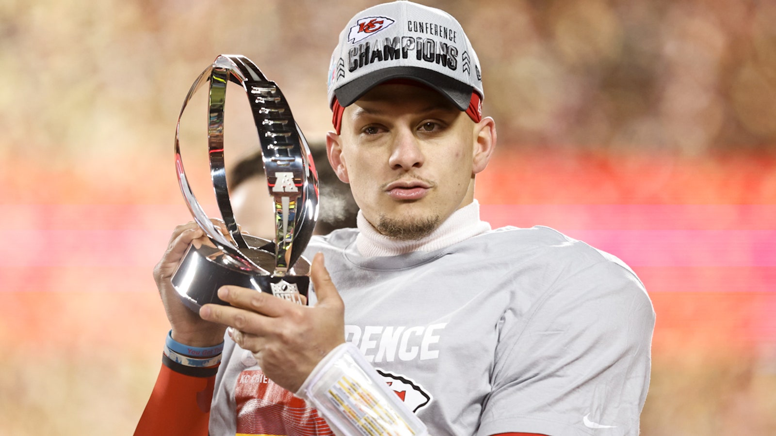 Chiefs' Patrick Mahomes Wins 'NFL on FOX' MVP Award