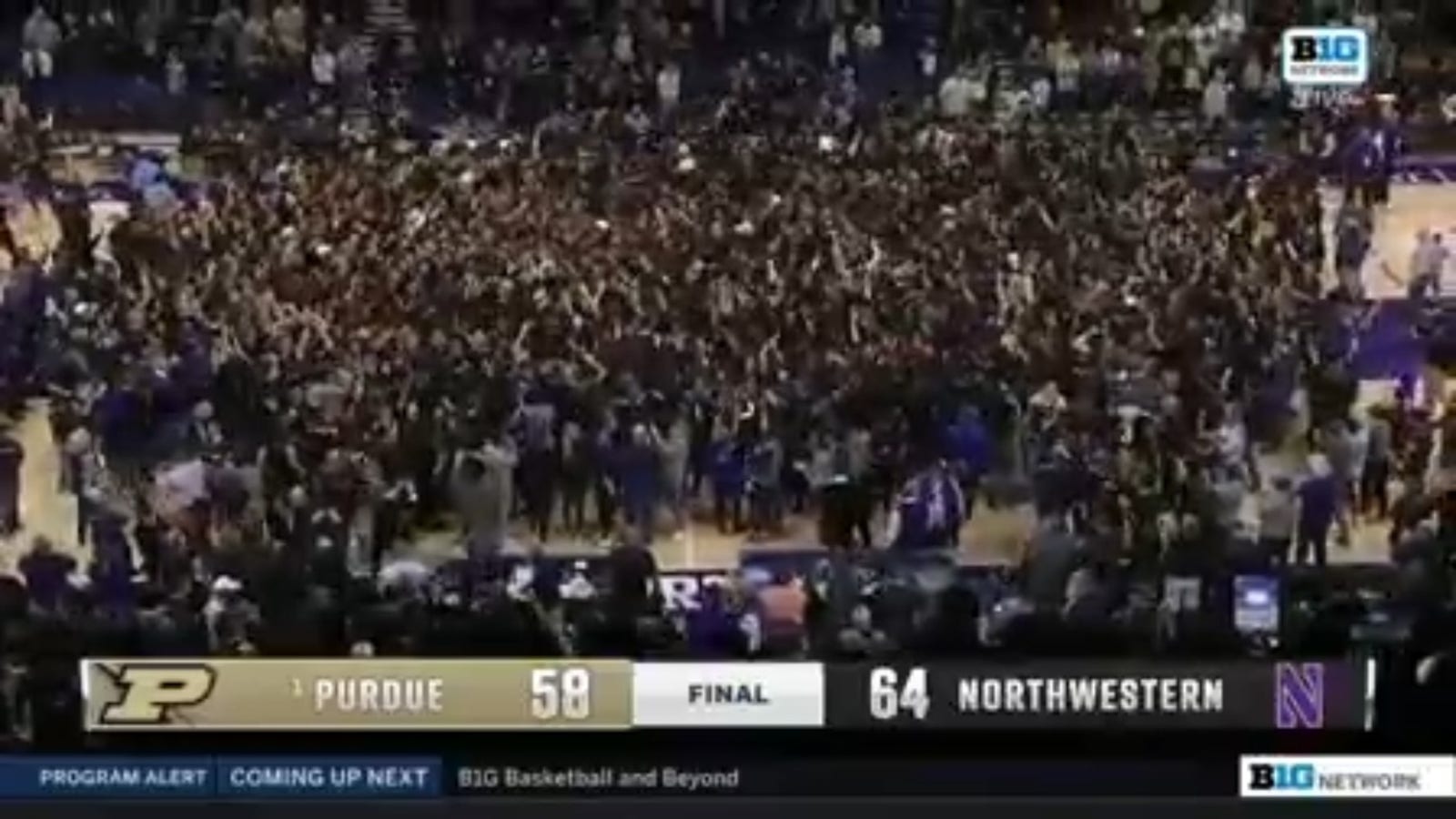 Fans storm court after Northwestern upsets No. 1 Purdue, 64-58