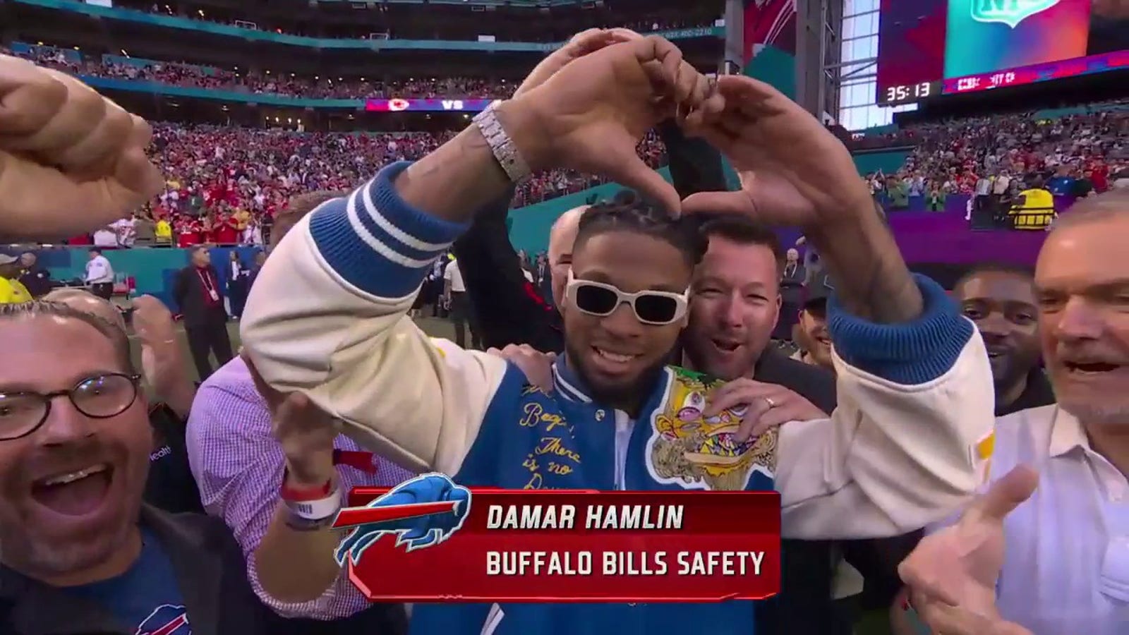 Damar Hamlin and Buffalo Bills medical staff receive standing ovation before Super Bowl LVII