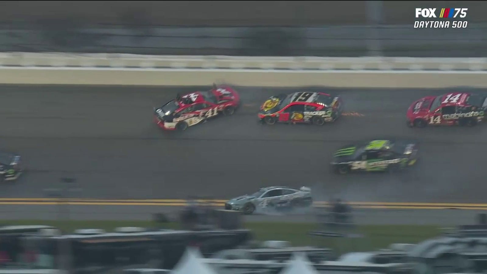 Kevin Harvick, Chase Briscoe, more crash with 19 laps to go
