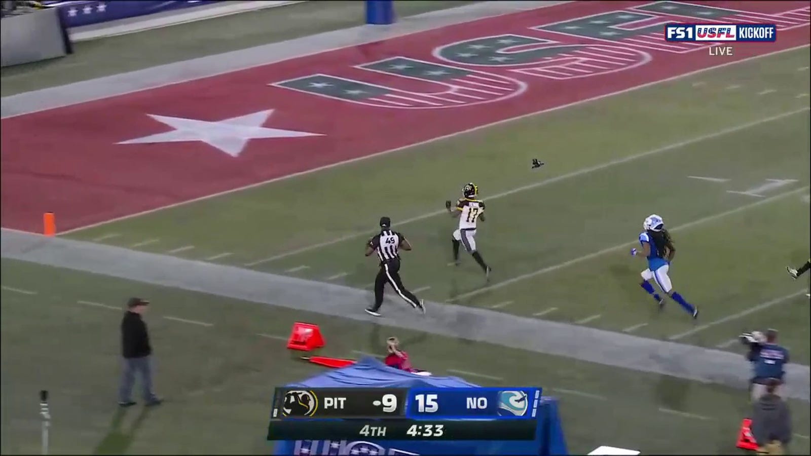Maulers' Isiah Hennie completes WILD 82-yard punt return for a touchdown against the Breakers