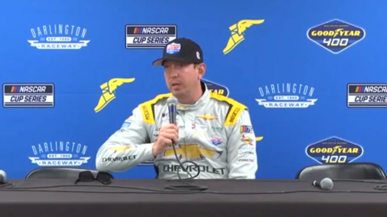 Kyle Busch suggereix regles per a baralles de conductors