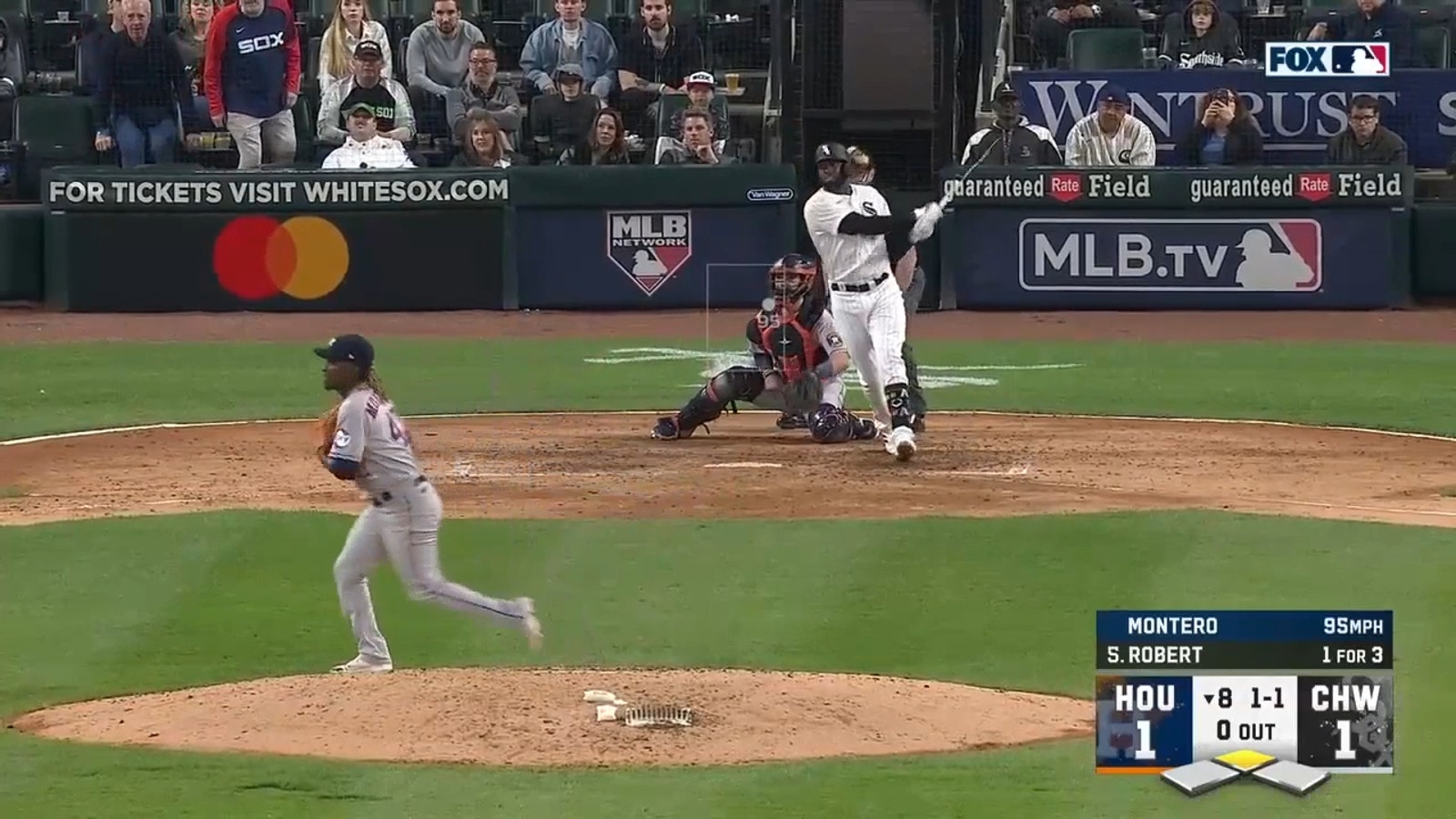 Luis Robert Jr., Seby Zavala drive White Sox to 3-1 win over Astros