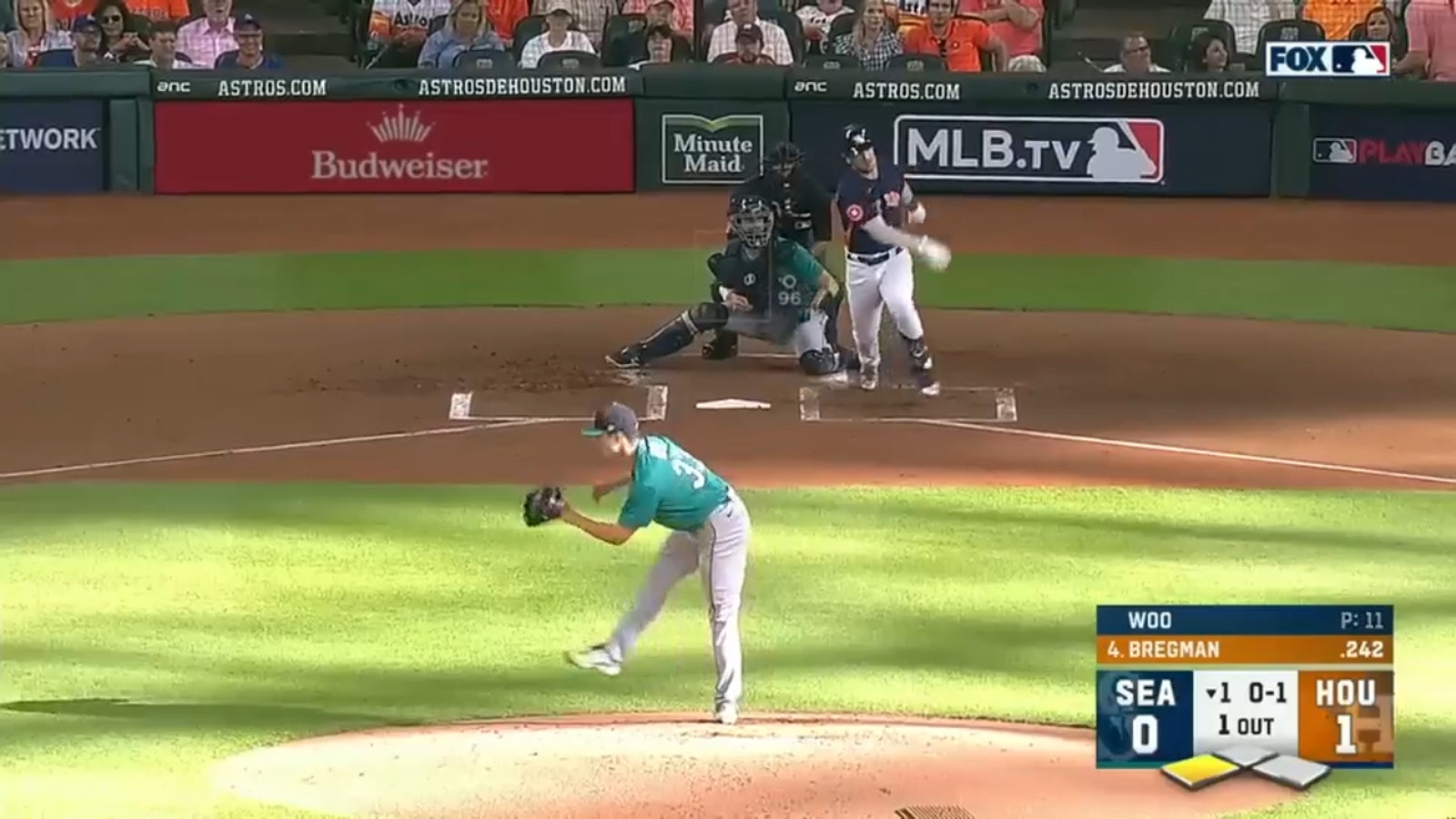 Kyle Tucker and Alex Bregman both smash RBI knocks to give the Astros an early lead over the Mariners