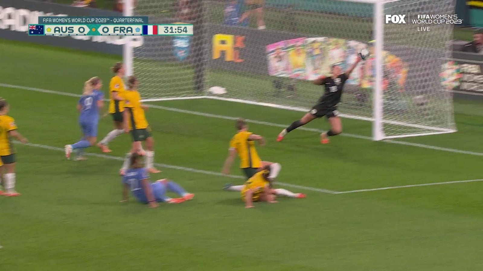 Australia and France remain scoreless after a great save by Mackenzie Arnold