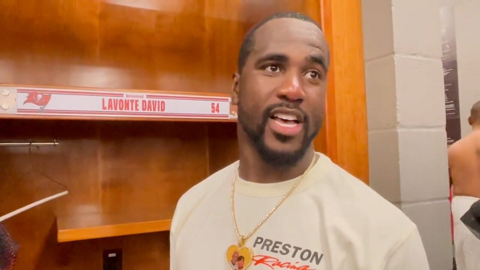 'Everybody knew what was coming' — Buccaneers' Lavonte David on Shaq Barrett's game-clinching pick-six against the Bears