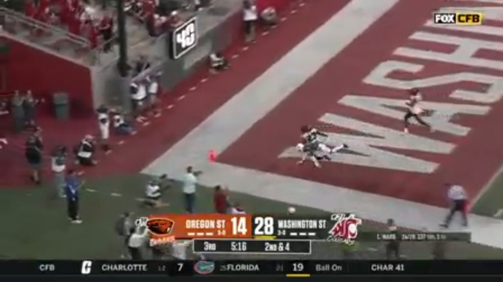 Josh Kelly makes an UNREAL one-handed catch for a 19-yard TD to extend Washington State's lead vs. Oregon State