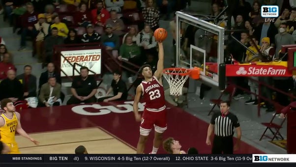 Indiana's Trayce Jackson-Davis gets UP, throws down WILD alley-oop jam 