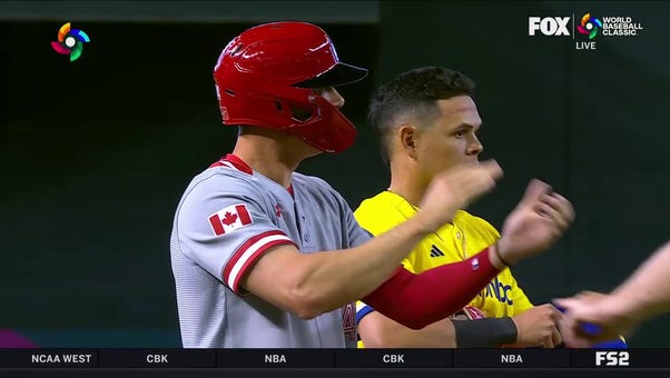 Bo Naylor hits an RBI single to give Canada an early 1-0 lead over Colombia